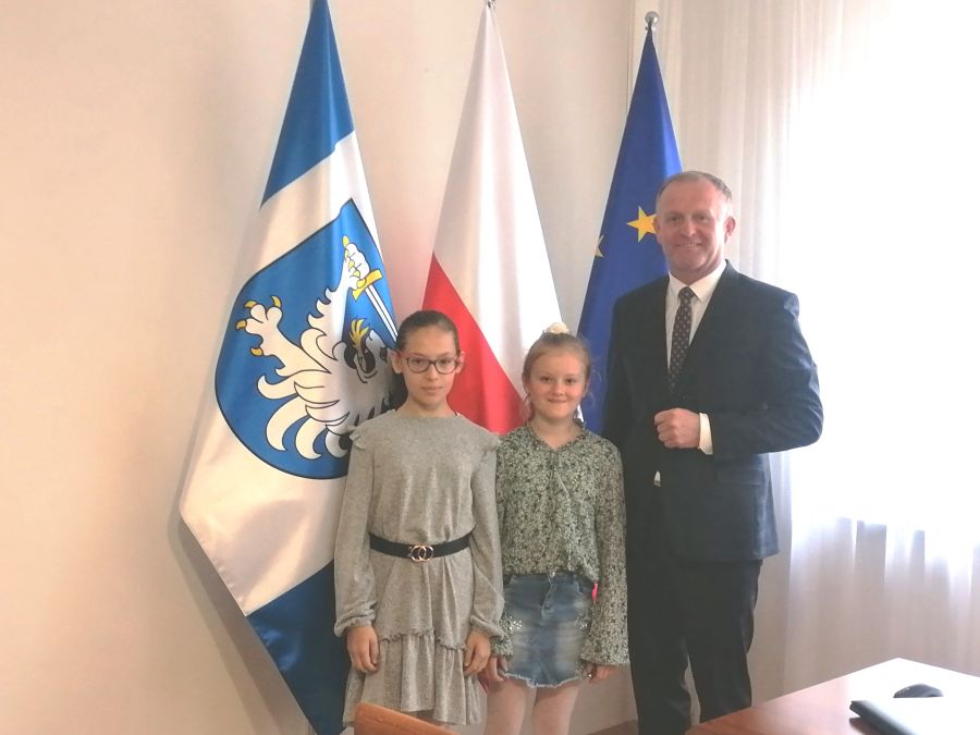 Pędzlem i piórem o tej, która sercu najbliższa …