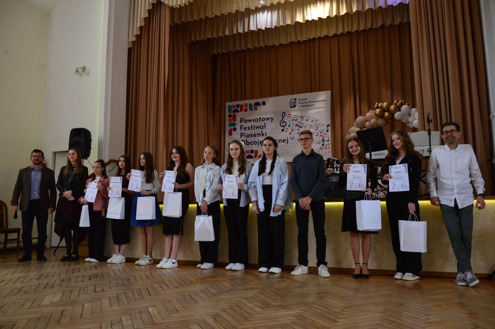 XIX Powiatowy Festiwal Piosenki Obcojęzycznej w Kobylance